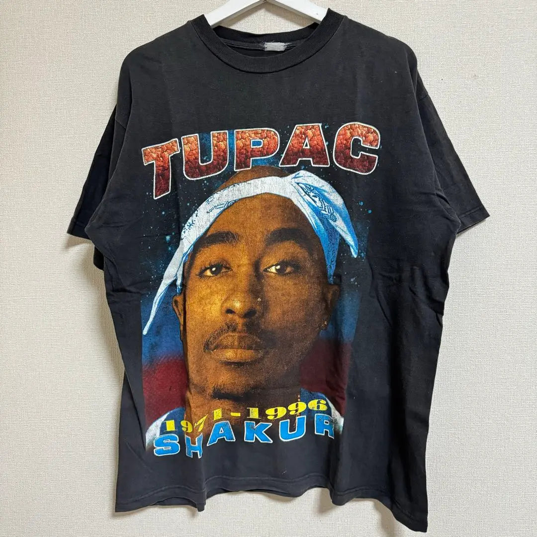 Super Rare 90s 2pac tupac vintage t-shirt raptees