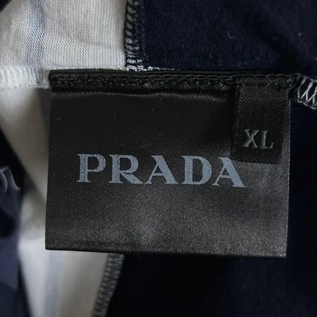 [Super Rare Model] Prada☆ Long-sleeved T-shirt with all-over pattern, triangle plate, difficult to obtain