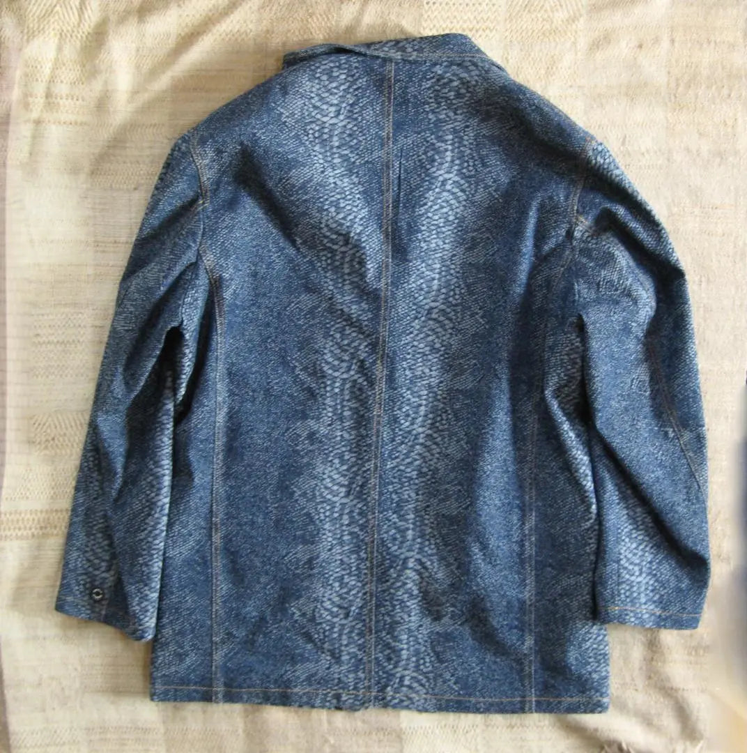 [Good condition] Pajero jacket with snake pattern made of denim