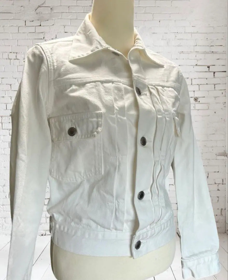 HYKE Chaqueta Alta Ajustada Chaqueta Vaquera Denim Blanco | HYKE ハイク タイトフィットジャケット デニムジャケット ホワイトデニム