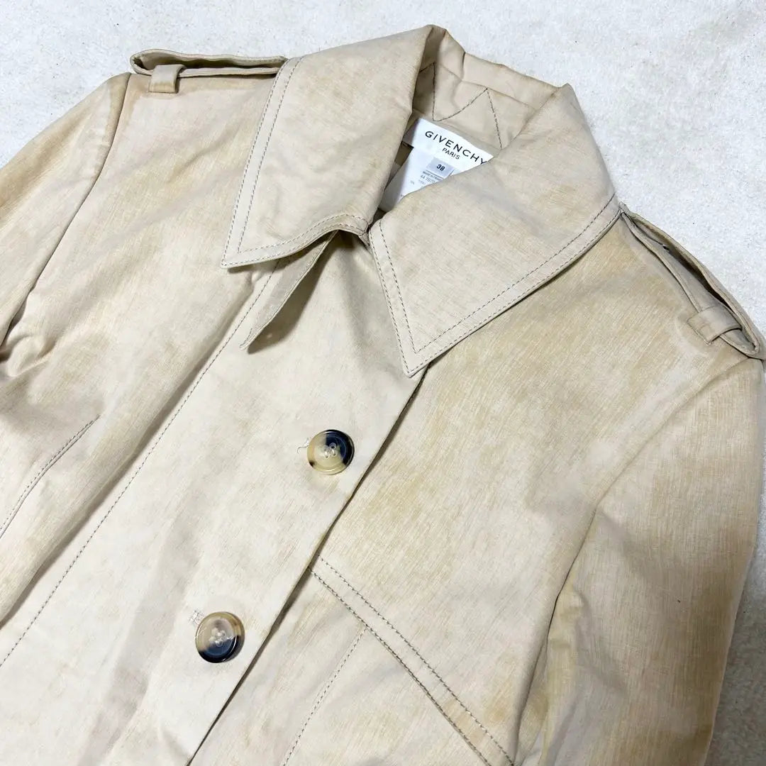 Is there a reason? Givenchy trench coat, damaged finish, spring coat, beige