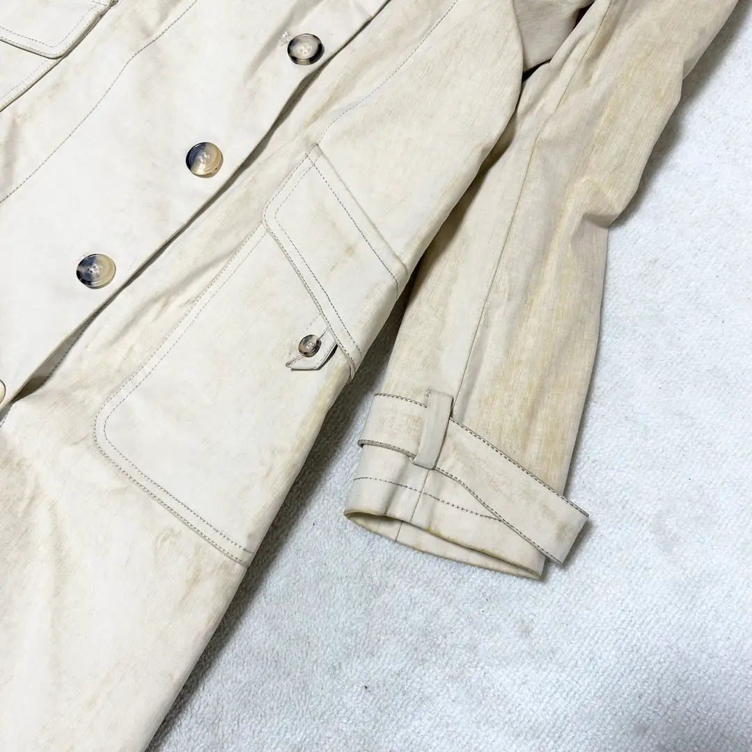 Is there a reason? Givenchy trench coat, damaged finish, spring coat, beige