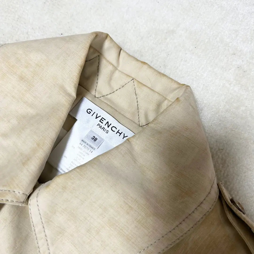 Is there a reason? Givenchy trench coat, damaged finish, spring coat, beige