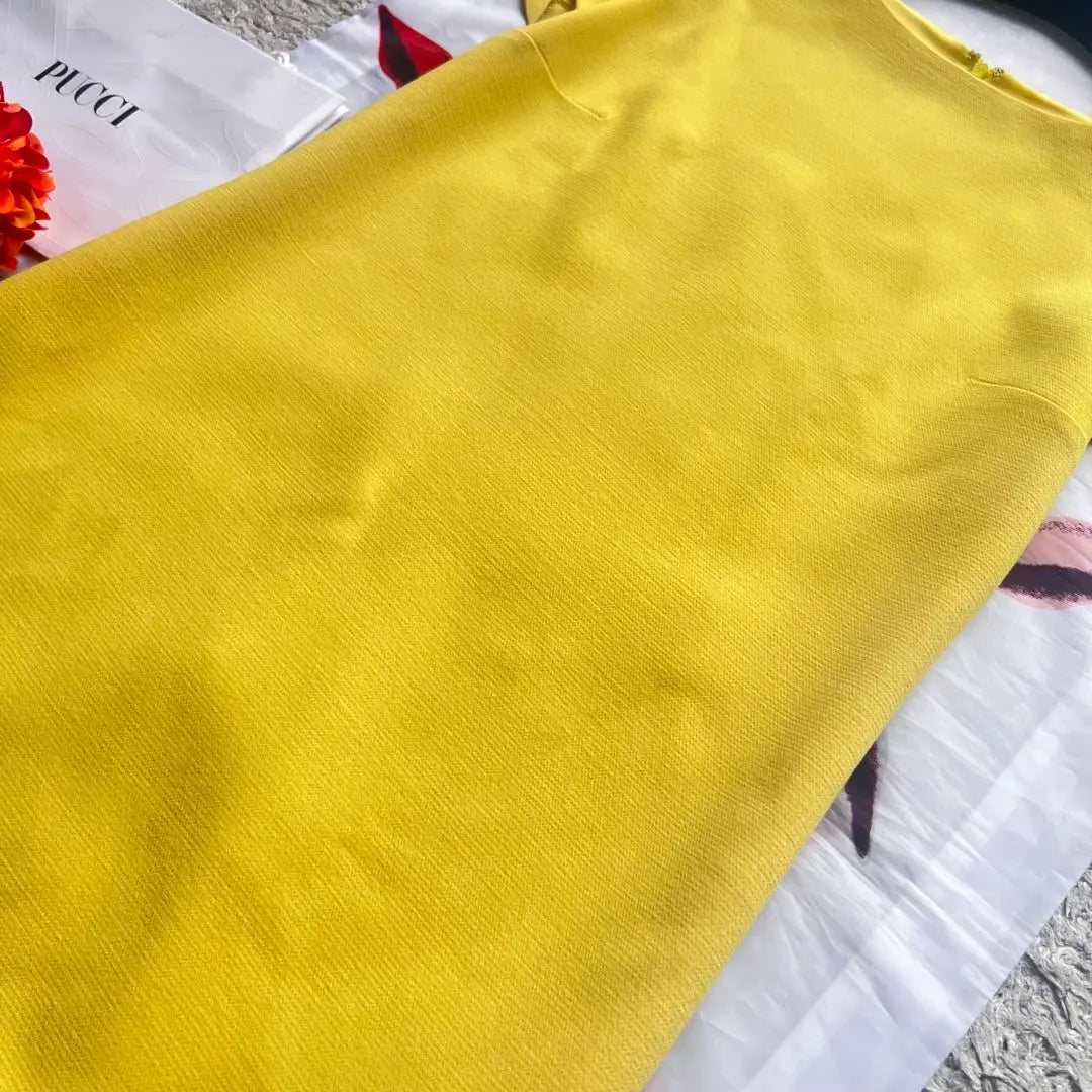 [Productos hermosos] Vestido con volantes de Emilio Pucci Amarillo manga corta hasta la rodilla | 【美品】EMILIO PUCCI フリルワンピース 黄色 半袖 膝丈