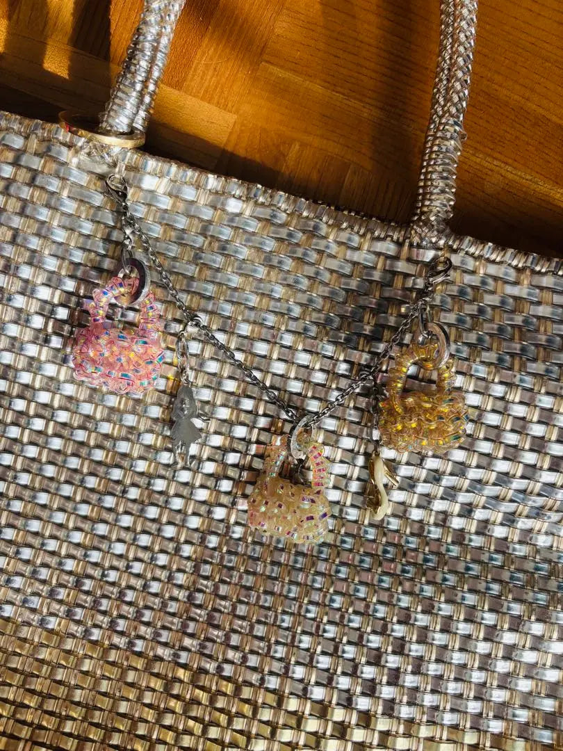 Bolso tono Anteprimatu con charm