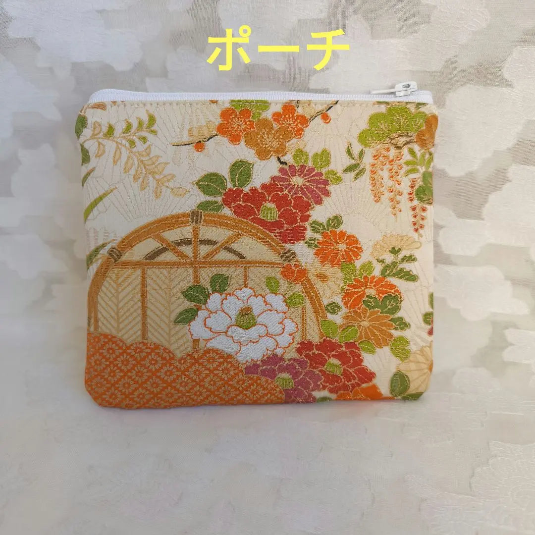 "One point!" Pure silk kimono and obi remake * Flower pattern * Pouch * Handmade | 「一点もの！」 正絹着物と帯リメイク＊花柄＊ポーチ＊ハンドメイド