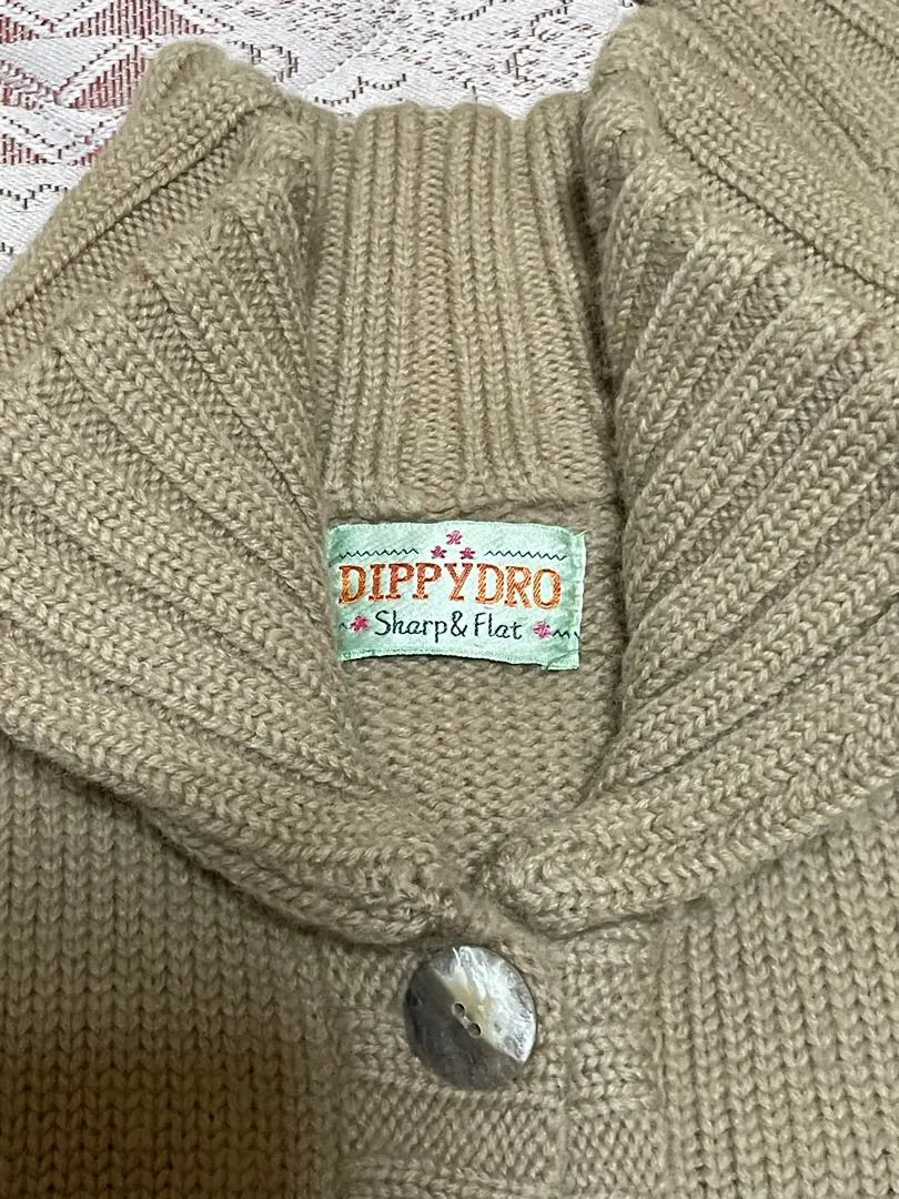 DIPPY DRO Beige Cardigan 100% Wool Cleaned