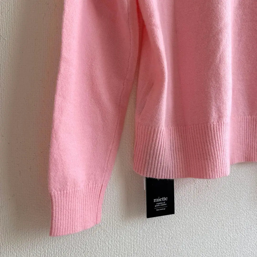 ★ With new tag ★ MITETTE Pink Turtleneck Sweater Free Size ★