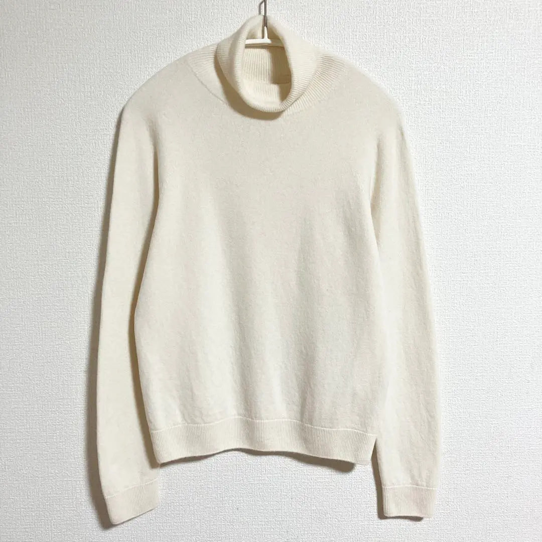 UNIQLO 3D Cashmere Turtle Neck Sweater Off White S Cashmere 100 % | ユニクロ　3Dカシミヤタートルネックセーター　オフホワイト　S カシミヤ100％