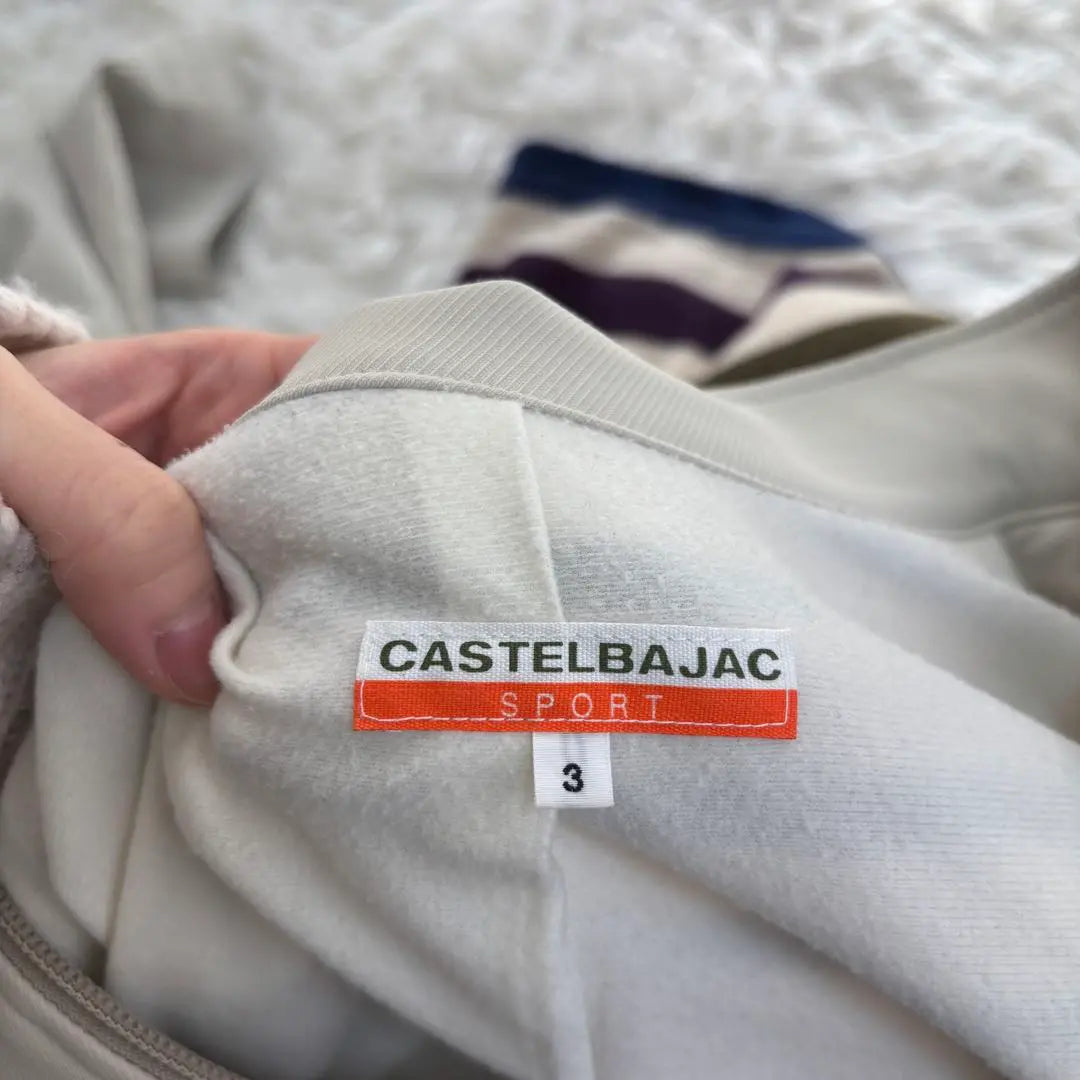 ✨Good condition✨Castelbajack White Zip-Up Trainer L