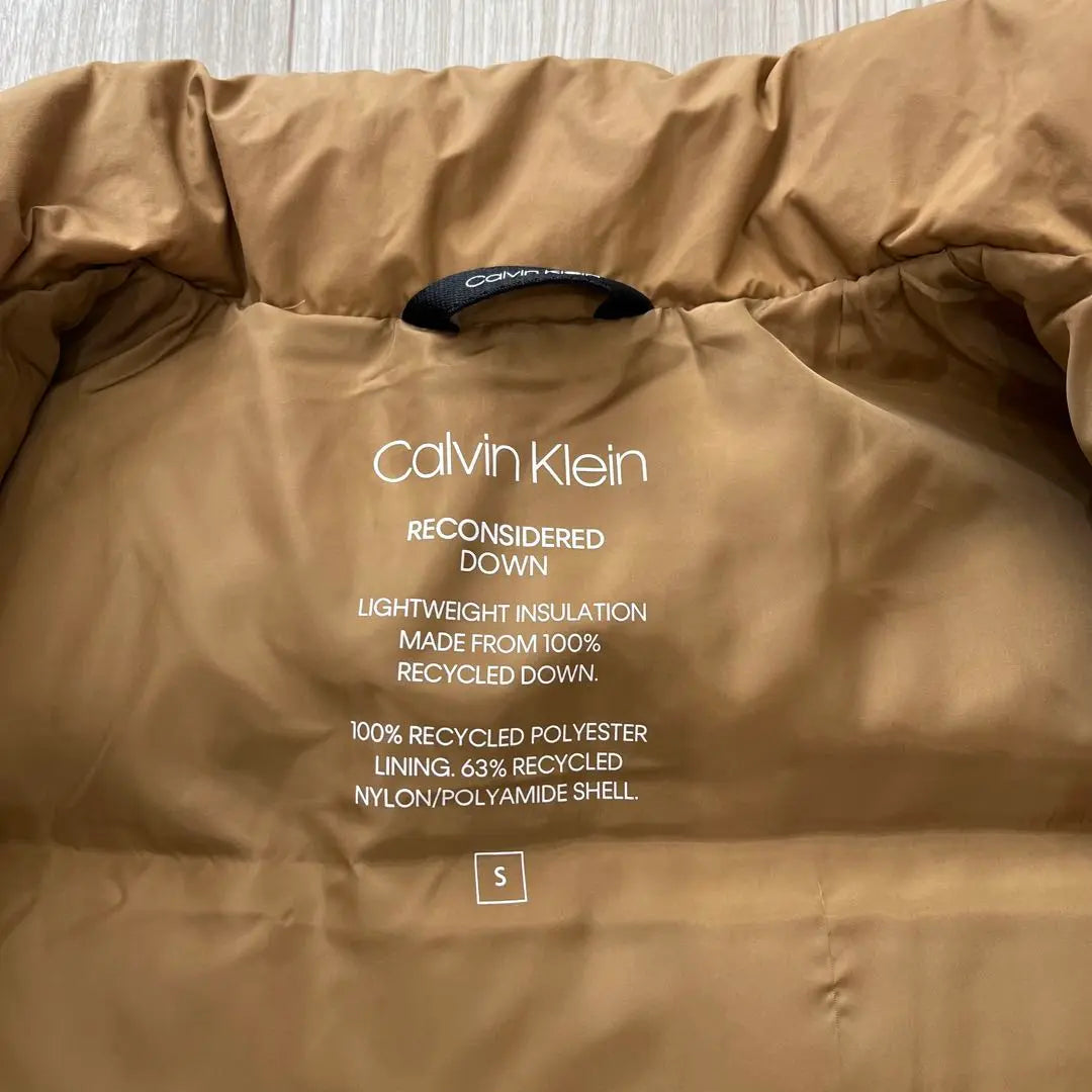 [Good condition] Calvin Klein Down Jacket S Beige Front Logo Patch