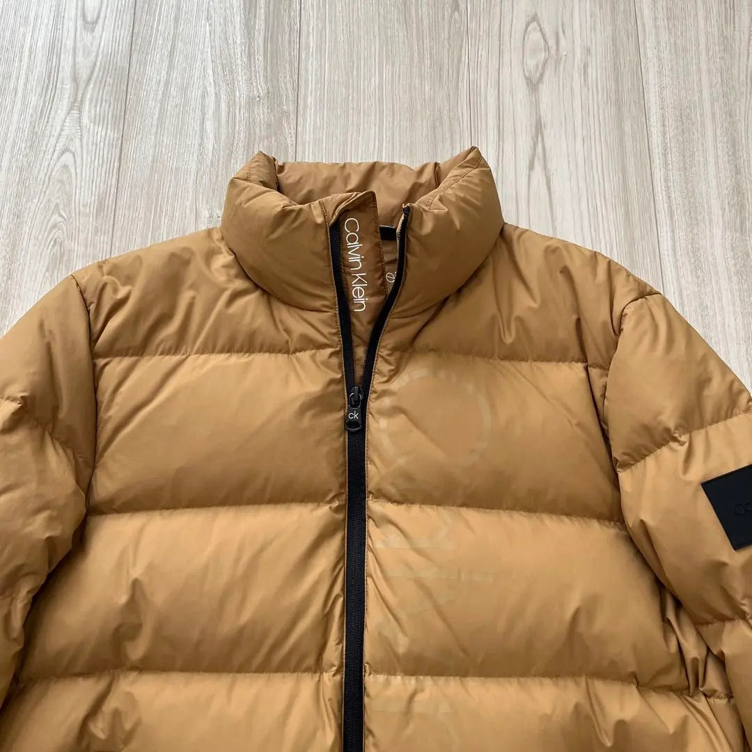 [Good condition] Calvin Klein Down Jacket S Beige Front Logo Patch