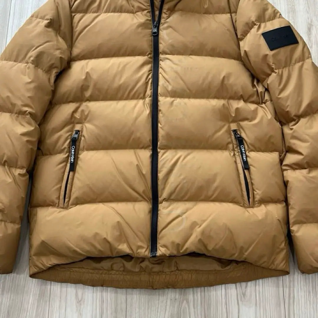 [Good condition] Calvin Klein Down Jacket S Beige Front Logo Patch