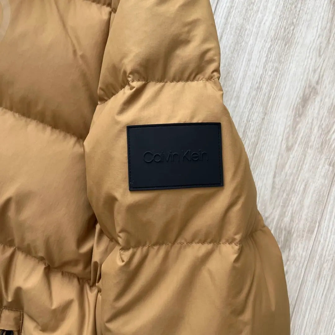 [Good condition] Calvin Klein Down Jacket S Beige Front Logo Patch