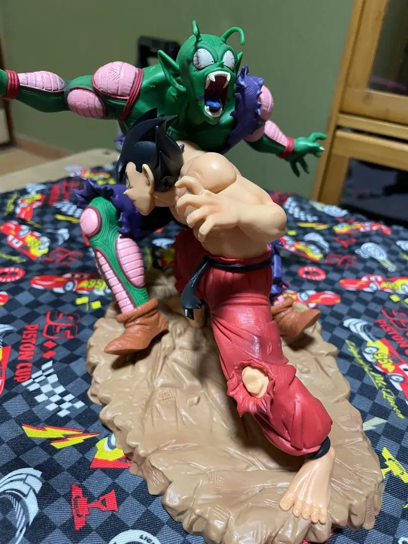 Dragon Ball Z Son Goku vs Ma Junior Figure