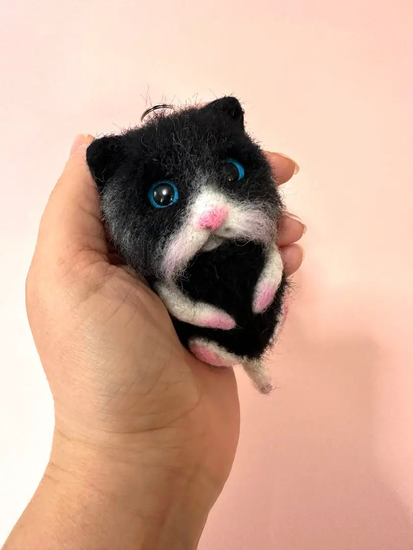 Wool Cat/Black and White Hairy Cat/Keychain Cat