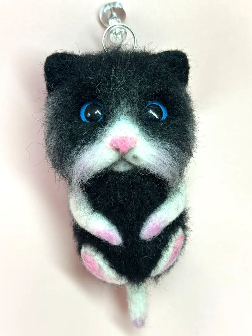 Wool Cat/Black and White Hairy Cat/Keychain Cat