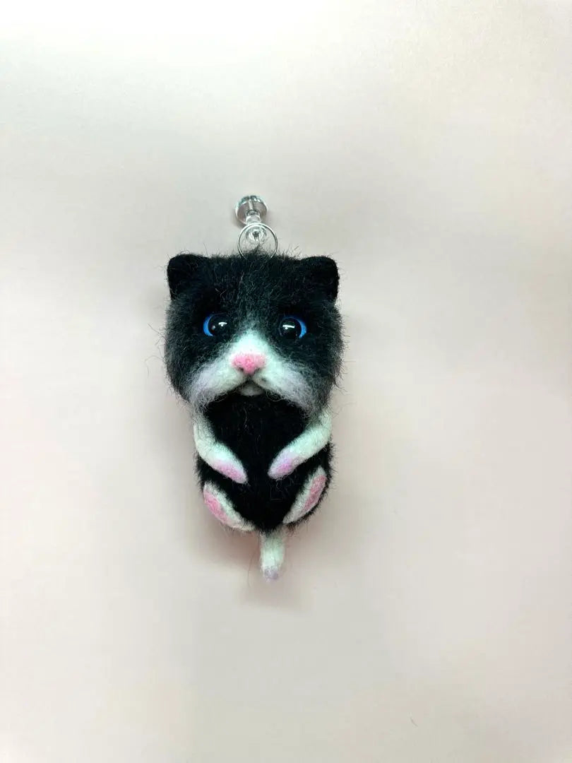 Wool Cat/Black and White Hairy Cat/Keychain Cat