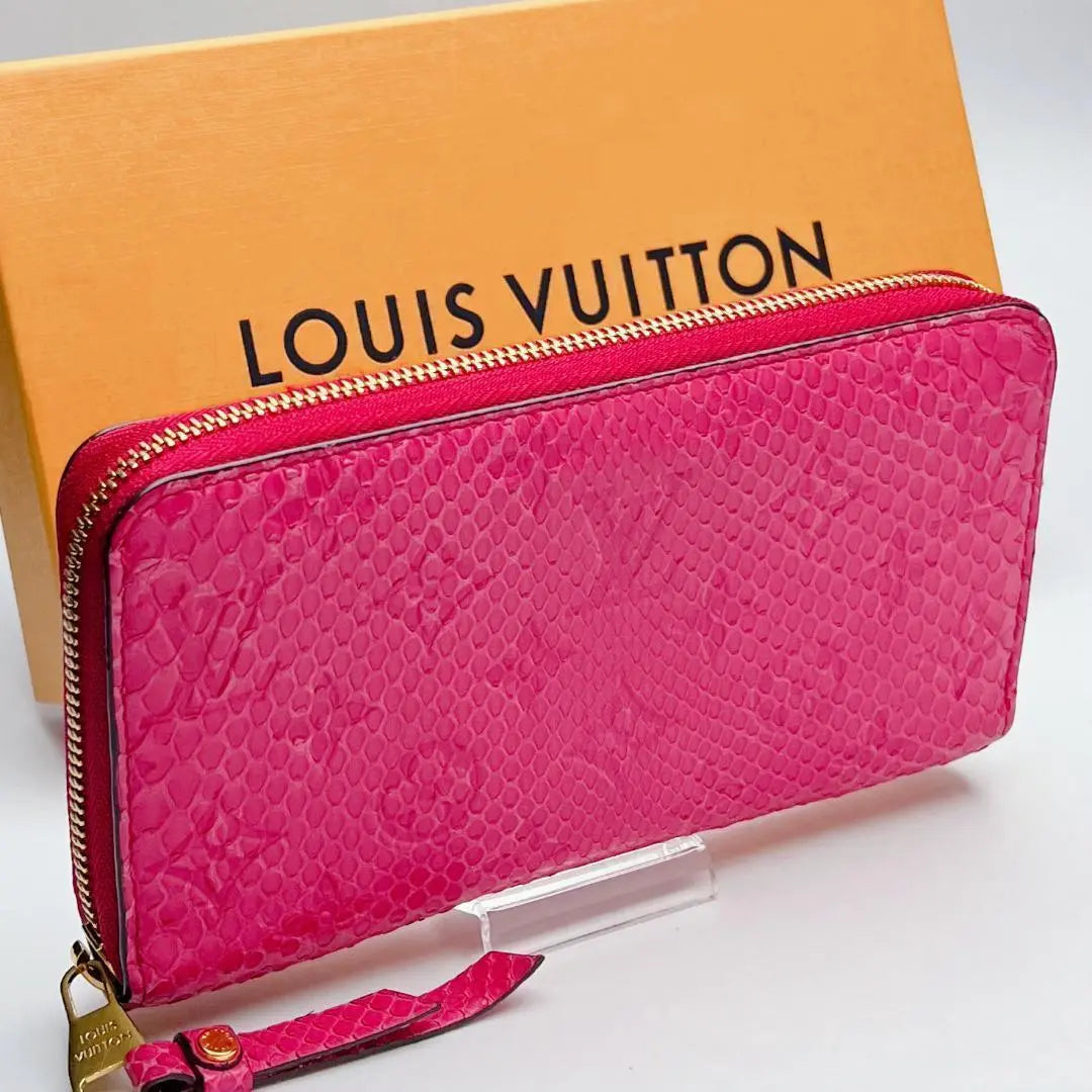 Brand new, unused Louis Vuitton Python Zippy Wallet Genuine Product Guaranteed 1722