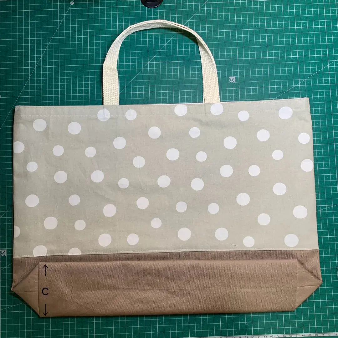 Ahora aceptamos pedidos de bolsas para lecciones, bolsas para pantuflas, fundas para capuchas para prevención de desastres, bolsas para almuerzo, bolsas para uniformes de gimnasia, etc.