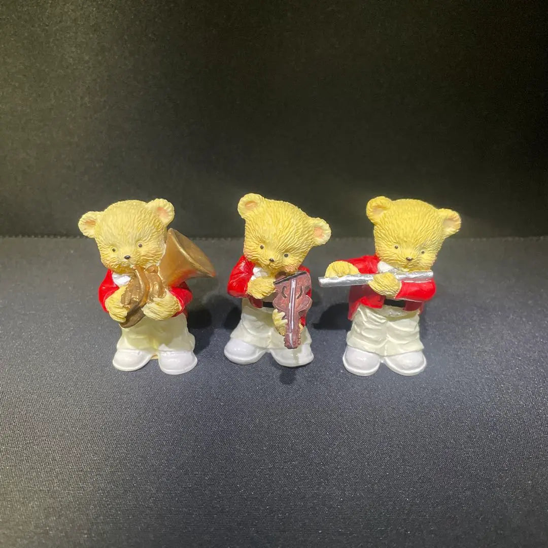 Set of 3 bear figurines with musical instruments