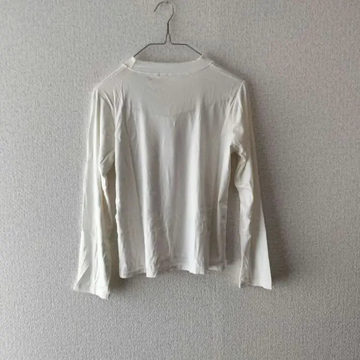 ❤ Only 1 left❤Inner shirt, long sleeve t-shirt top, cut and sew, thin, slimming