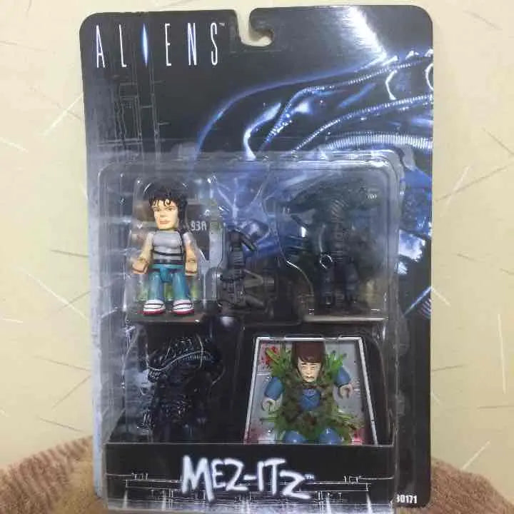 ★Alien☆Set sin abrir y sin empaquetar Kubrick Giger☆mezco☆Mezco