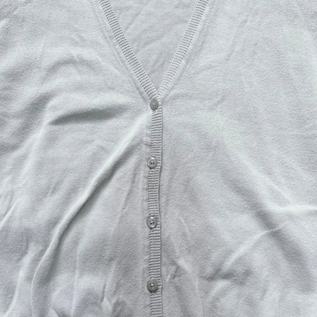 UNIQLO Uniqlo V-neck cardigan long sleeve (M) light gray with a defect