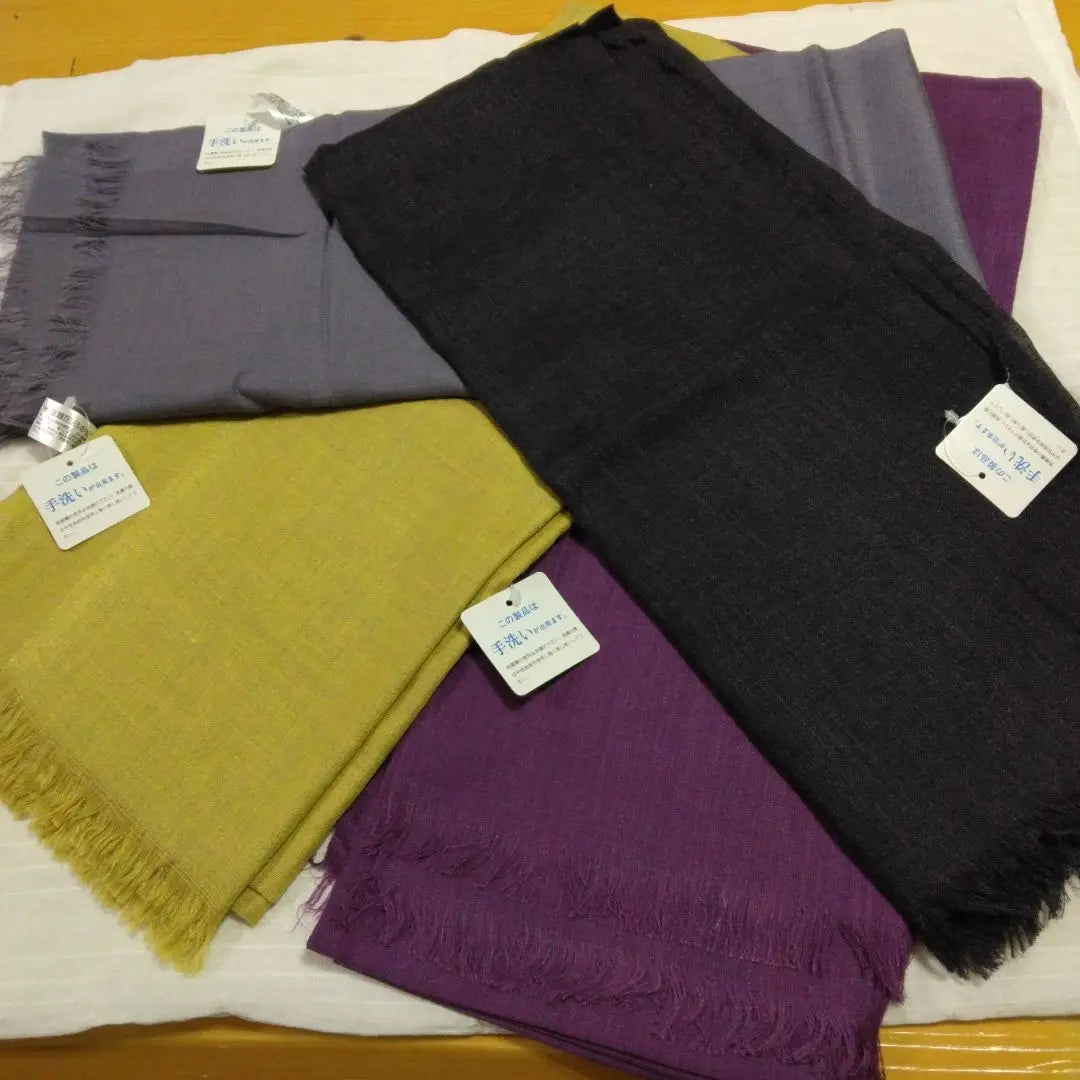 Set of 4 scarves