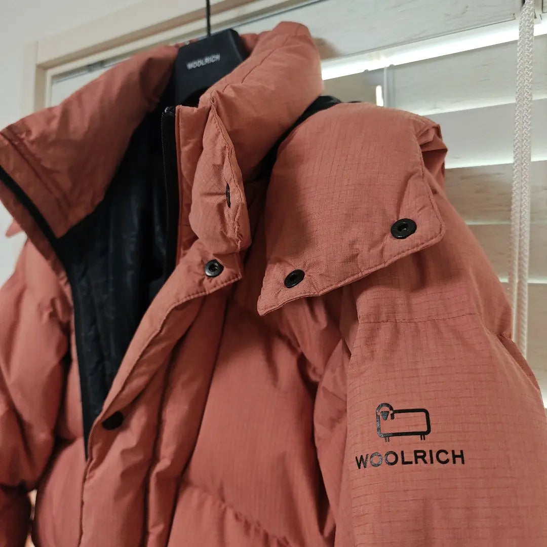 Parka Arctic Gore-Tex de Woolrich en color rosa