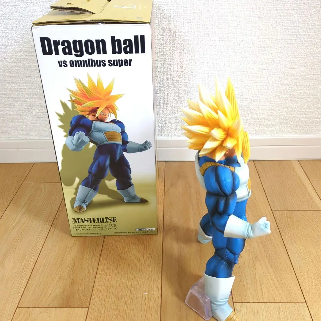 Figura de Dragon Ball Trunks