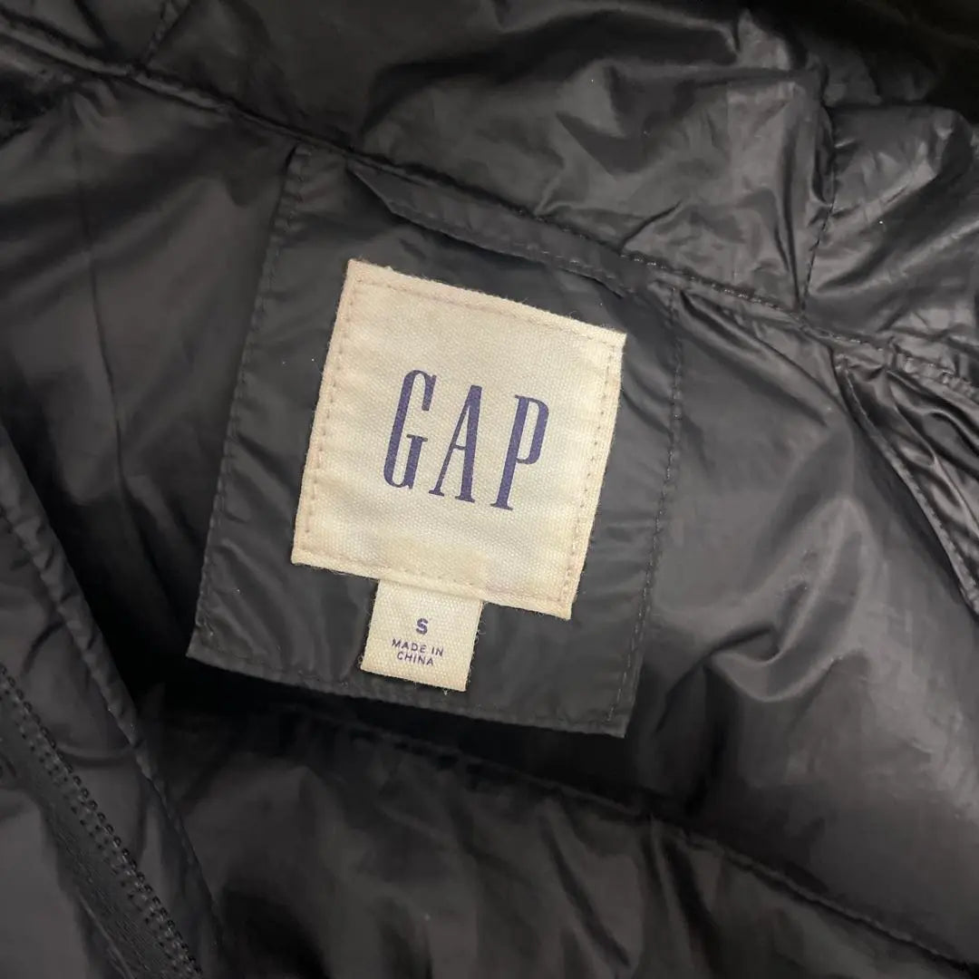 ★Reducción de precio Chaqueta de plumón negra con capucha GAP talla S