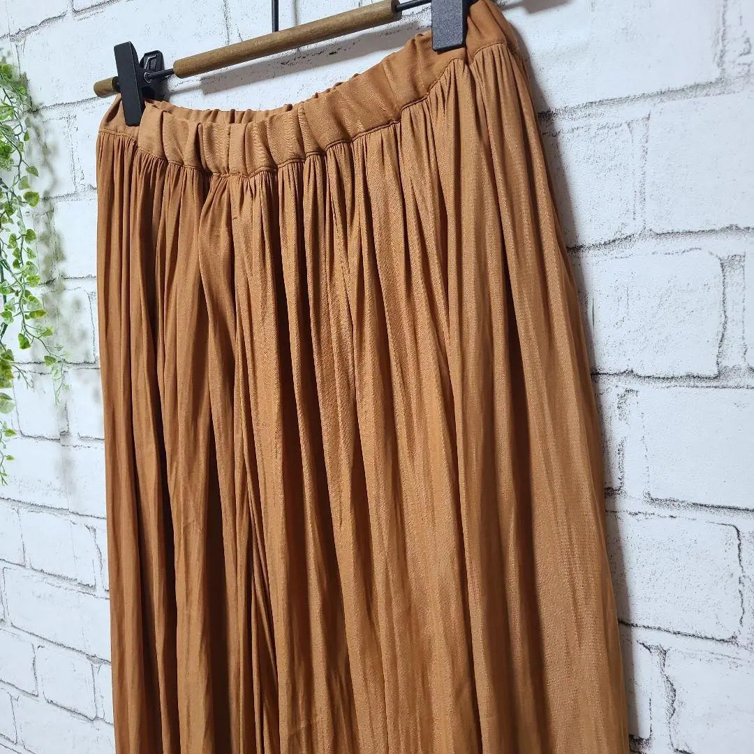 [Beautiful goods] Glacier flare skirt Long beige M waist rubber