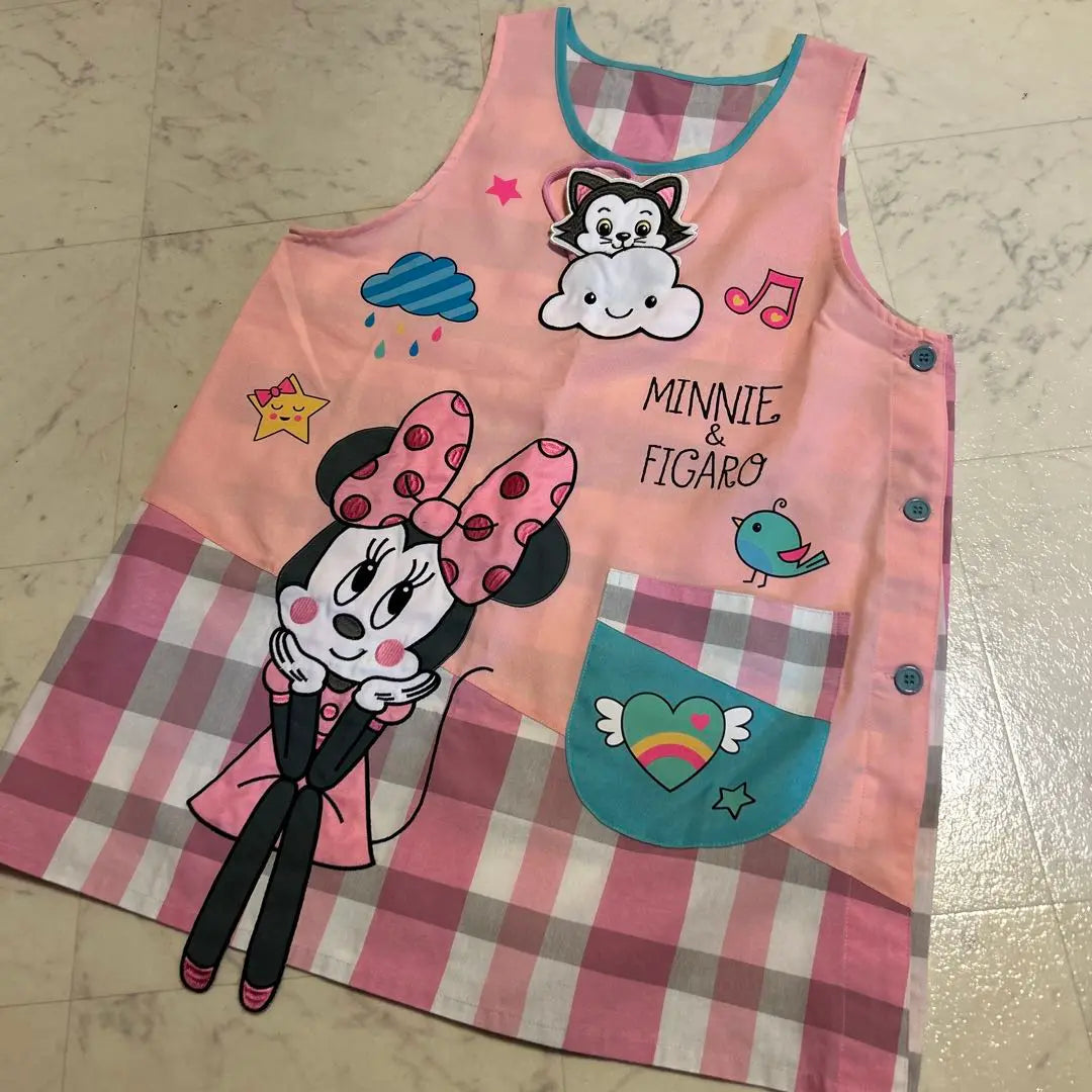 Minnie and Figaro's apron