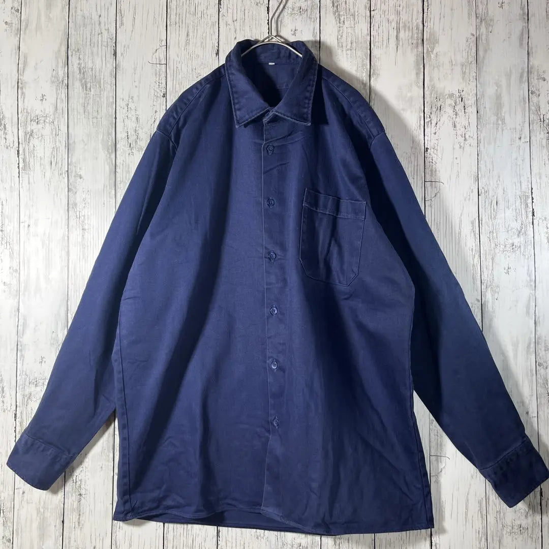 Work shirt, long sleeve shirt, thick, navy, simple, plain, old clothes