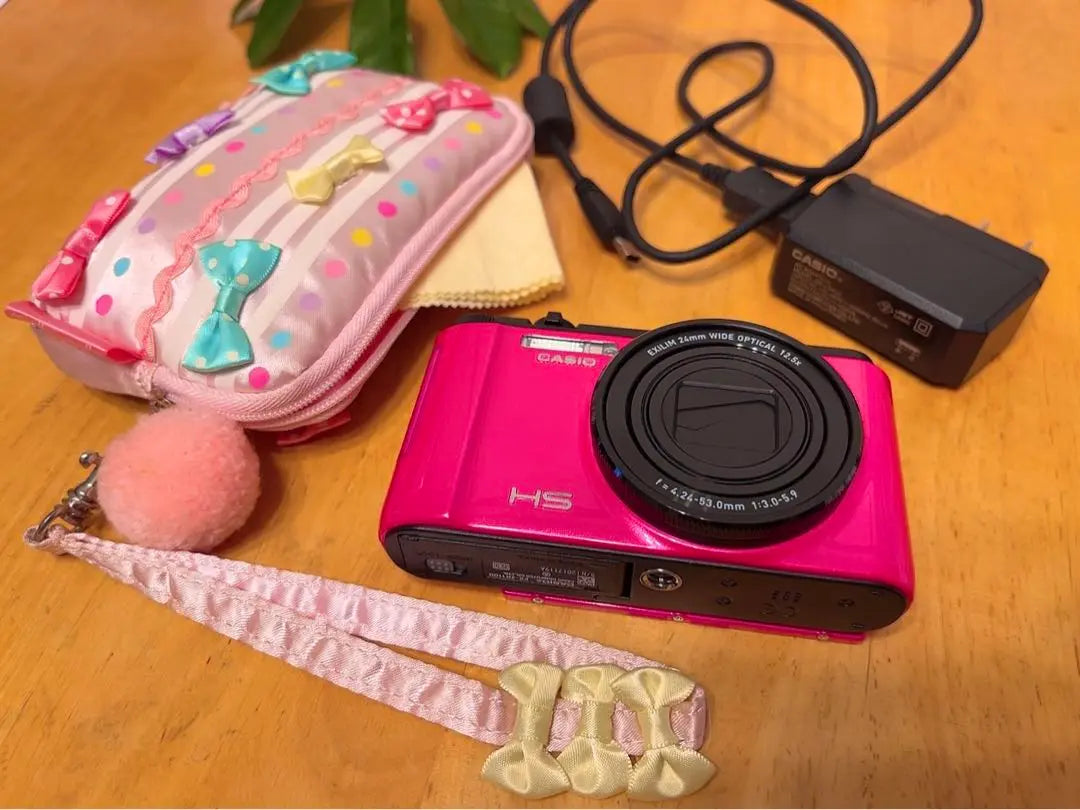 CASIO EXILIM HS EX-ZR1100 Pink | CASIO EXILIM HS EX-ZR1100 ピンク色