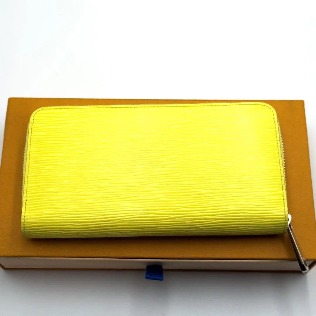 Louis Vuitton [Artículo hermoso, de primera calidad y de edición limitada] Cartera larga con cremallera Epi Yellow