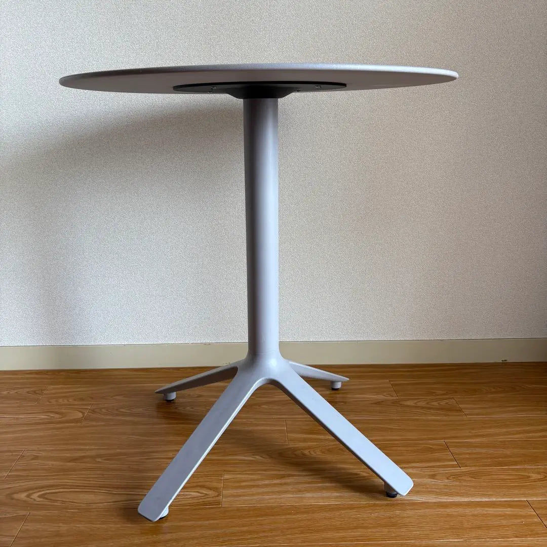 [Moving Sale] toou eX round table