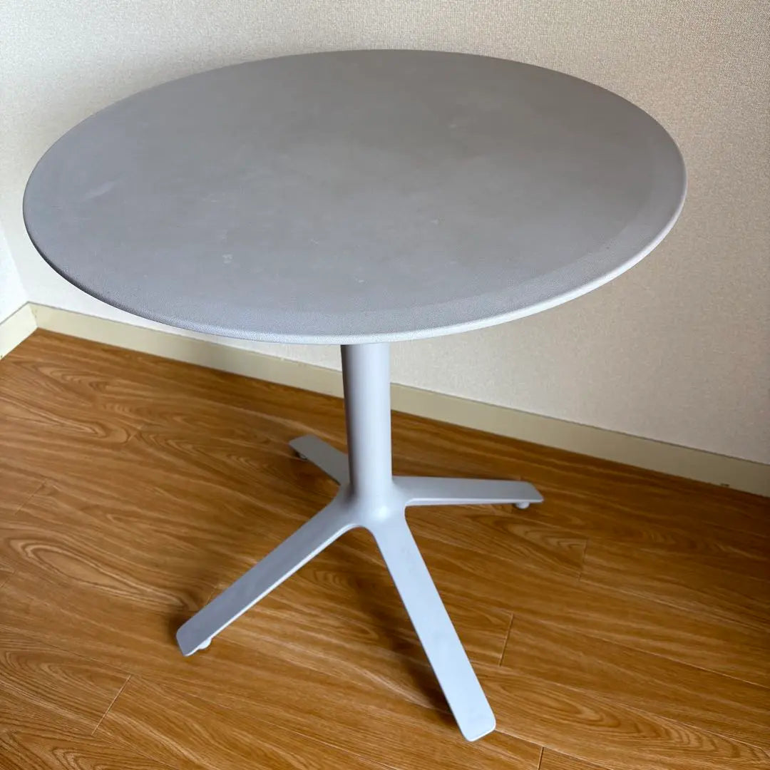 [Moving Sale] toou eX round table