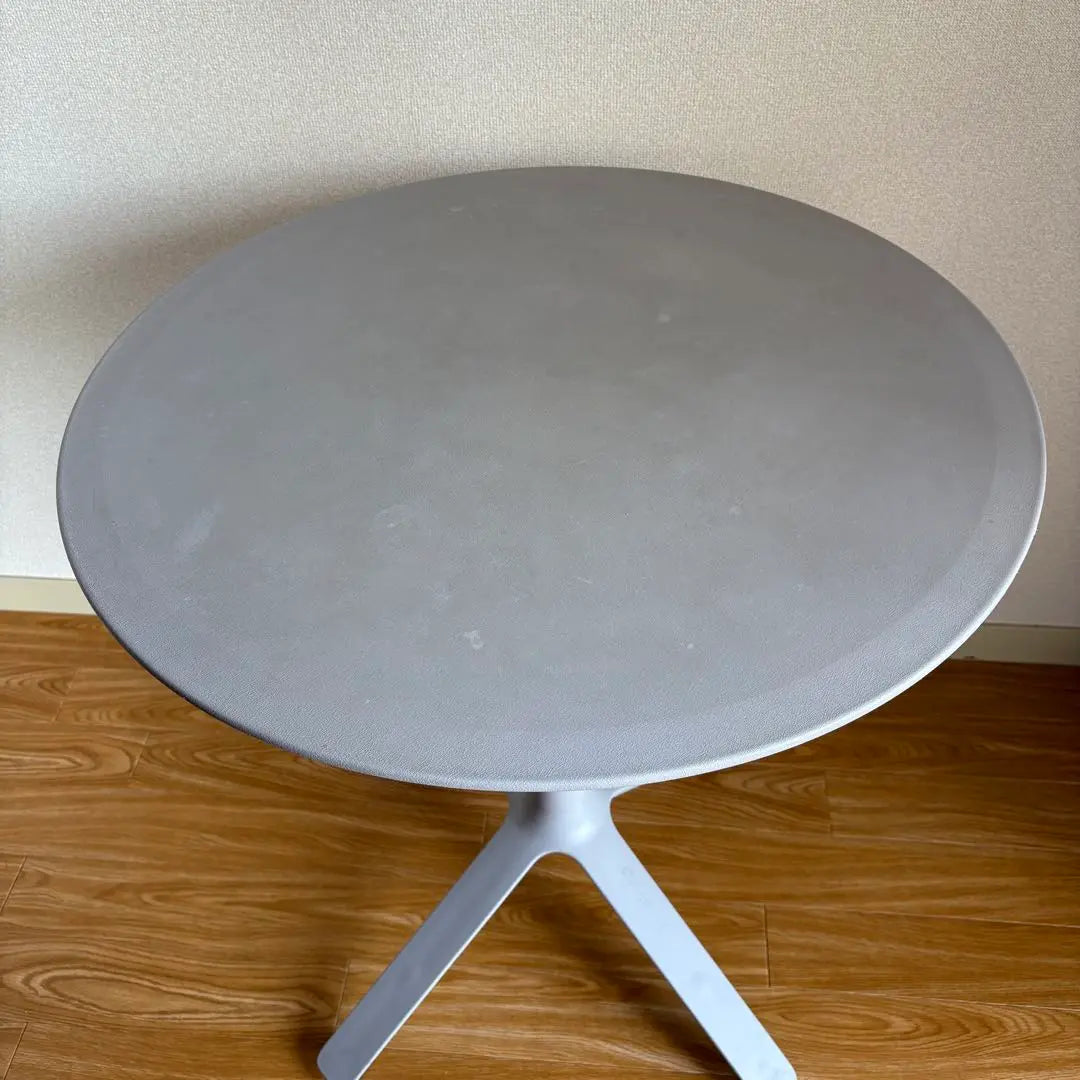 [Moving Sale] toou eX round table