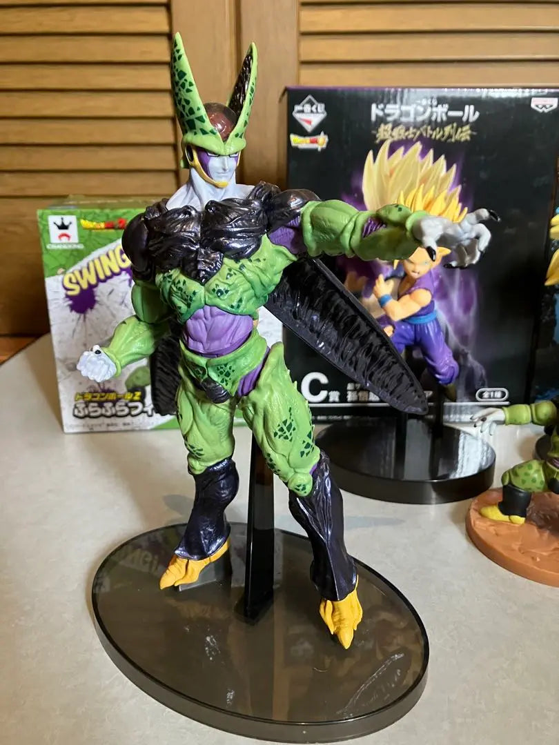 Venta al por mayor de figuras de Dragon Ball Son Gohan Cell