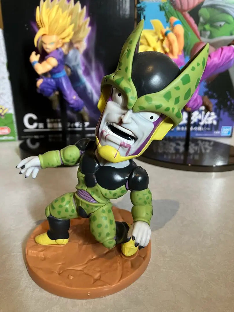 Venta al por mayor de figuras de Dragon Ball Son Gohan Cell