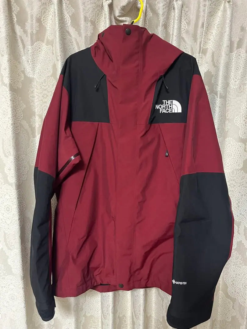 North Face Mountain Jacket NP61800 CV Code Van XL Size