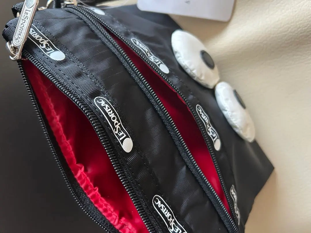 ★New tagged LeSportsac Anyahind collaboration two-tier pouch