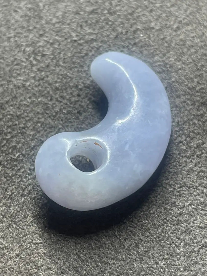 Kofun period jade jade lavender jade exclusive goods | 古墳時代　翡翠製勾玉　ラベンダー翡翠　出土品