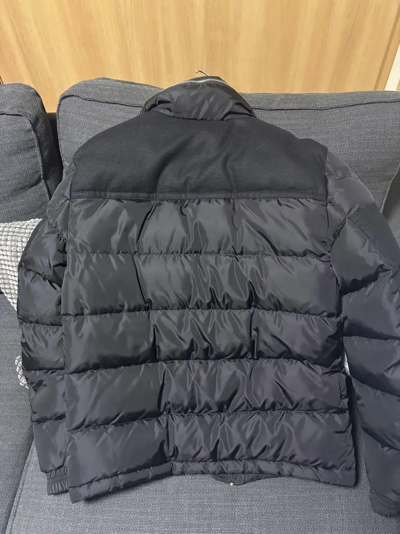 Moncler MONCLER Black Down Jacket Hanger with Cover | モンクレール MONCLER ブラック ダウンジャケット　ハンガー　カバー付き