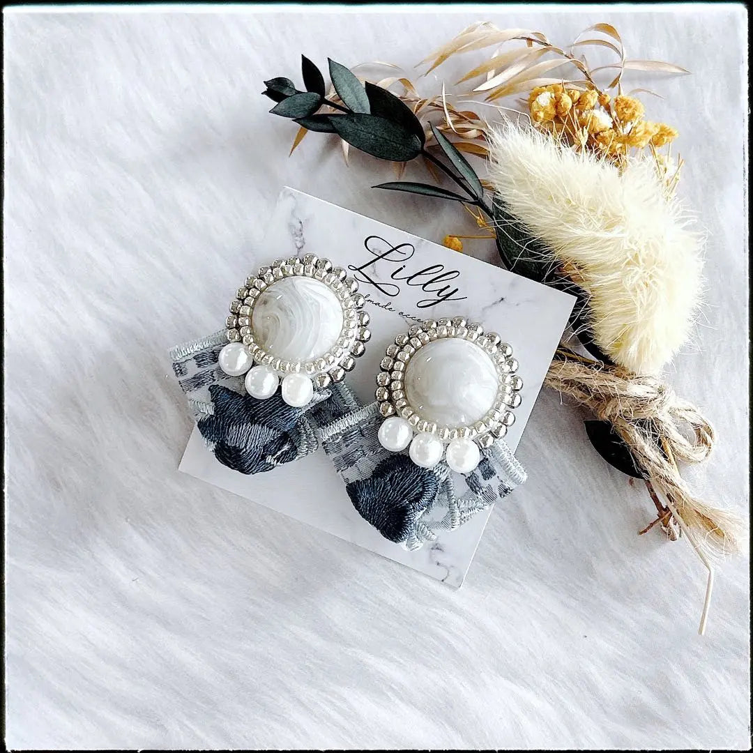 #510 Large/Embroidered ribbon/Pearl/Silver/Handmade earrings◆