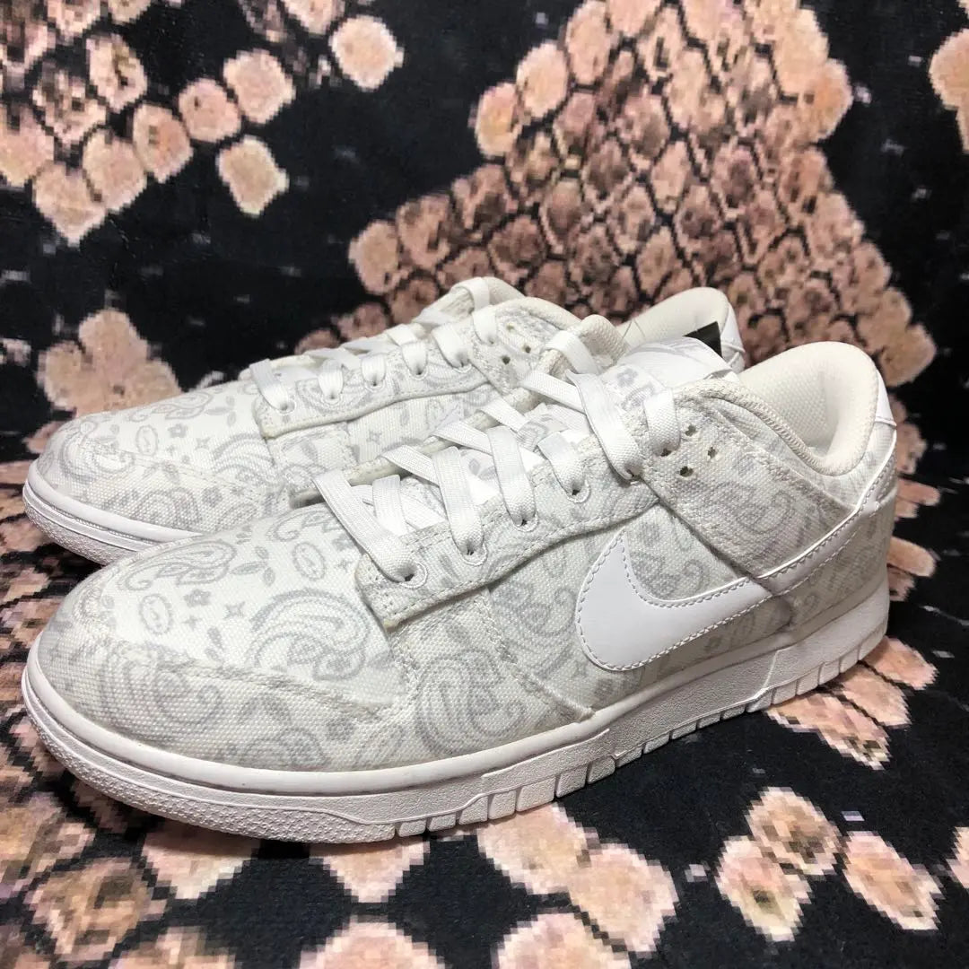 Last 1 point✨ First come, first served‼ ️NIKE✨DUNK LOW✨PAISLEY✨W27cm