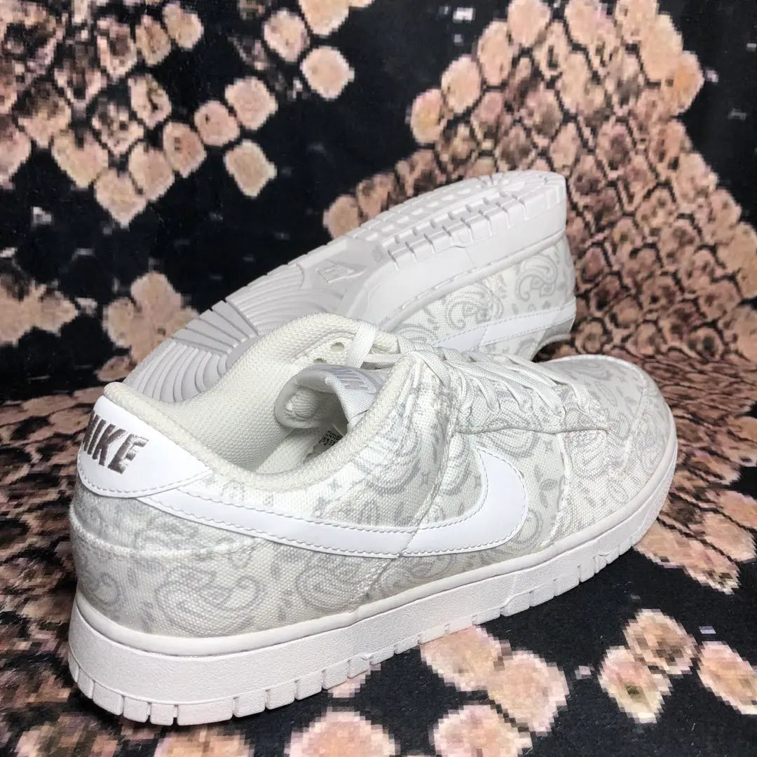 Last 1 point✨ First come, first served‼ ️NIKE✨DUNK LOW✨PAISLEY✨W27cm