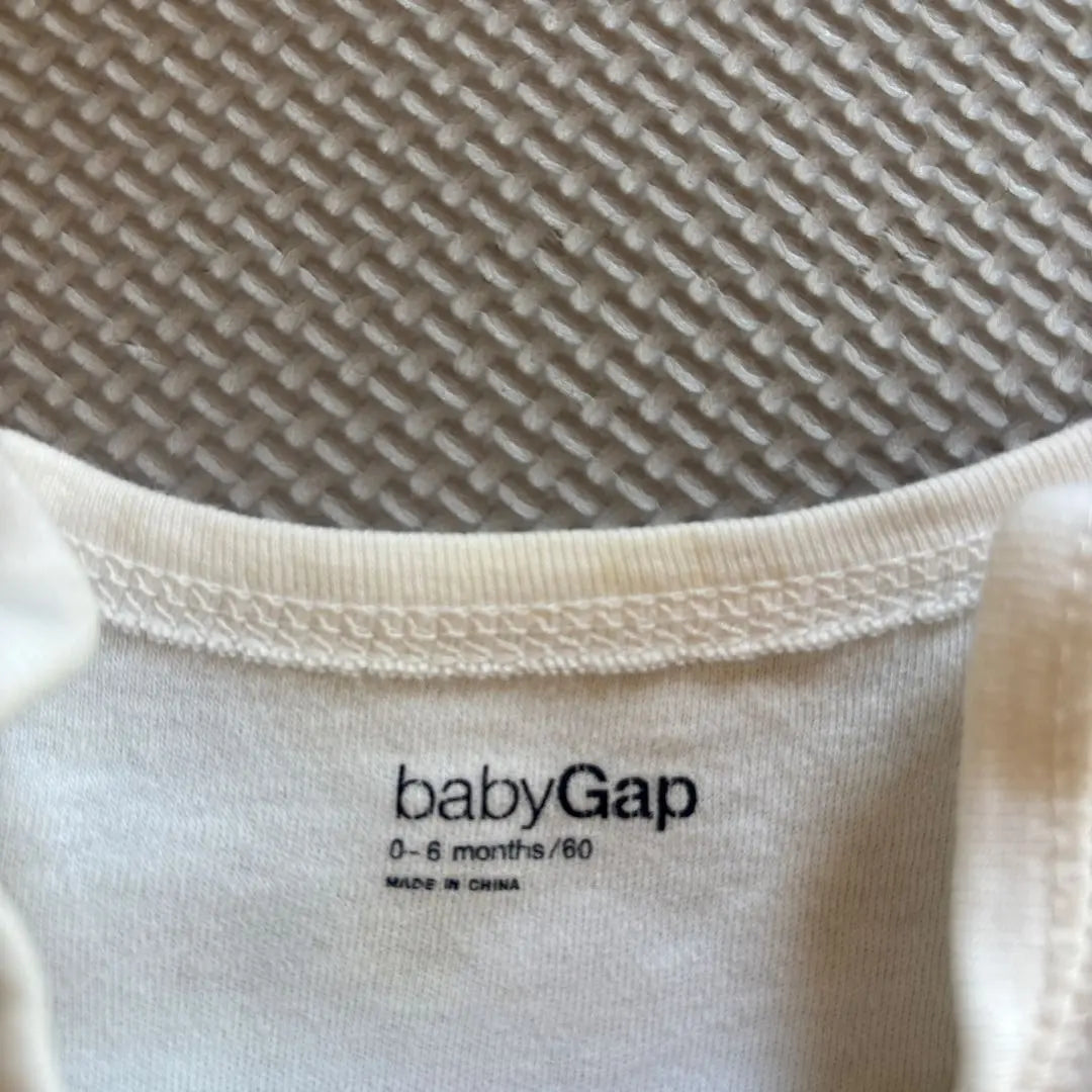 babyGap boat embroidered romper 0-6 months